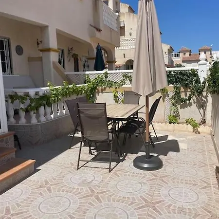 Casa Luna Τορεβιέχα